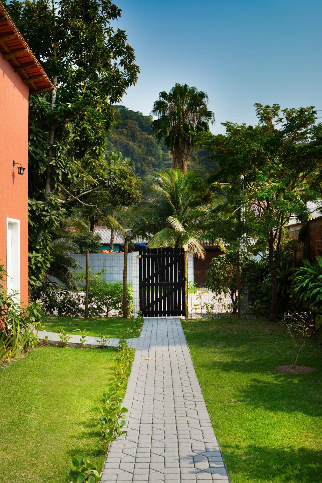 Casas Aconchegantes Com Piscina Na Encantadora Praia Das Cigarras Villa Sao Sebastiao  Exterior photo